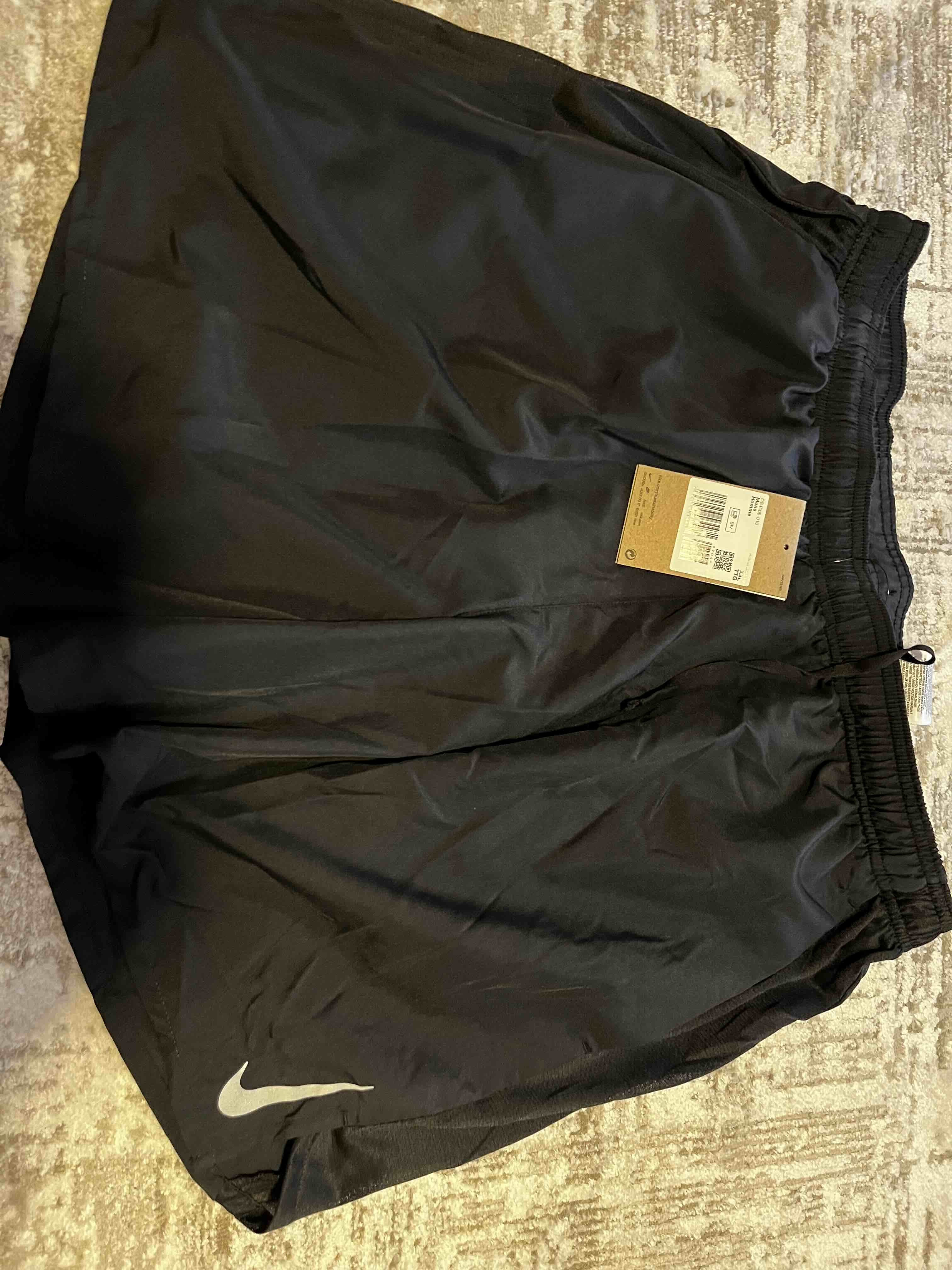 شورت و شلوارک مردانه برند نایک Nike اورجینال DB4009-010FSS photo review