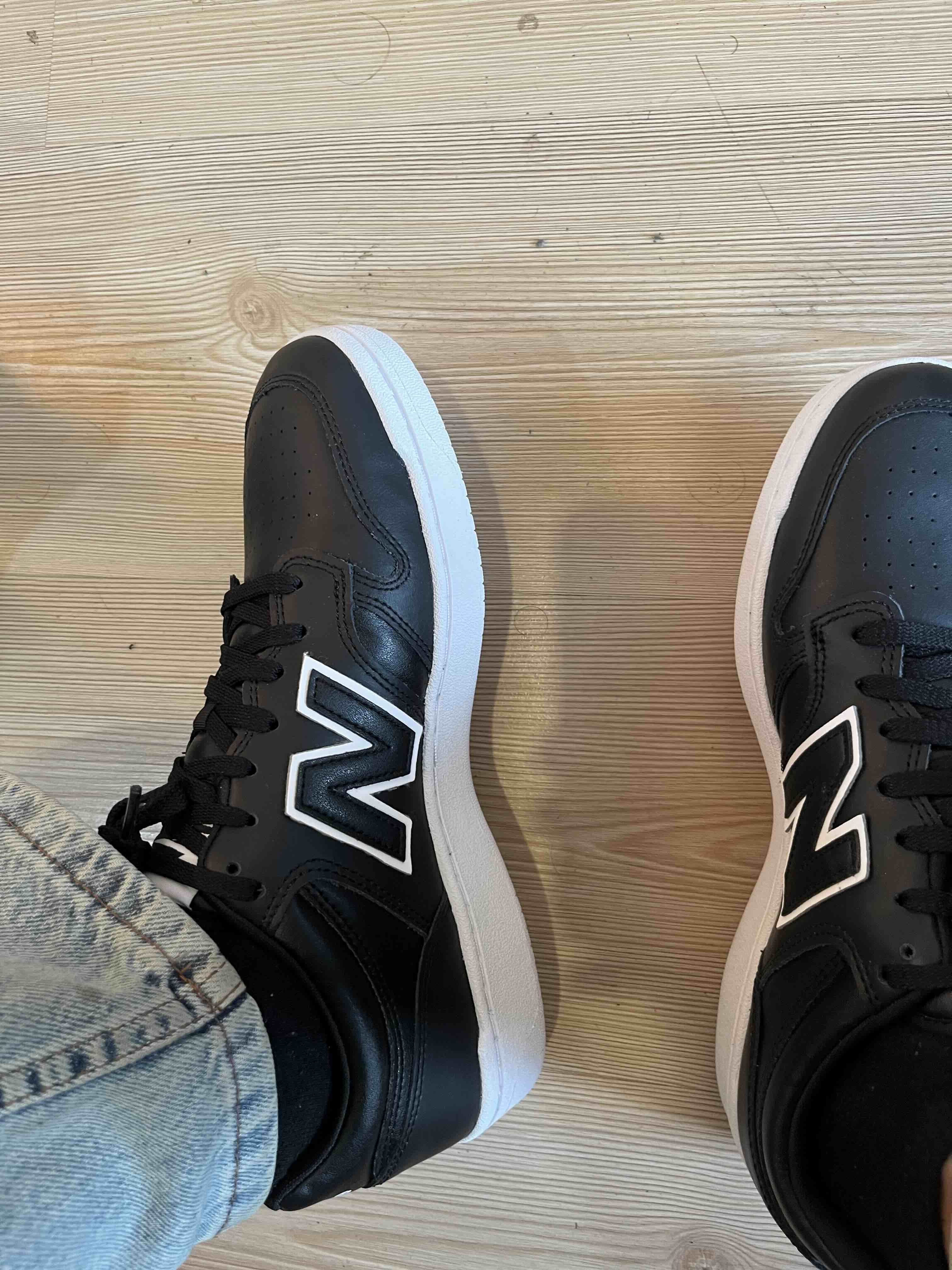 اسنیکر پسرانه – دخترانه برند نیوبالانس New Balance اورجینال 10-BB480LGM-3 photo review