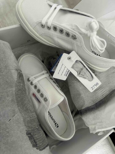 اسنیکر زنانه سفید سوپرگا Superga S000010-t photo review