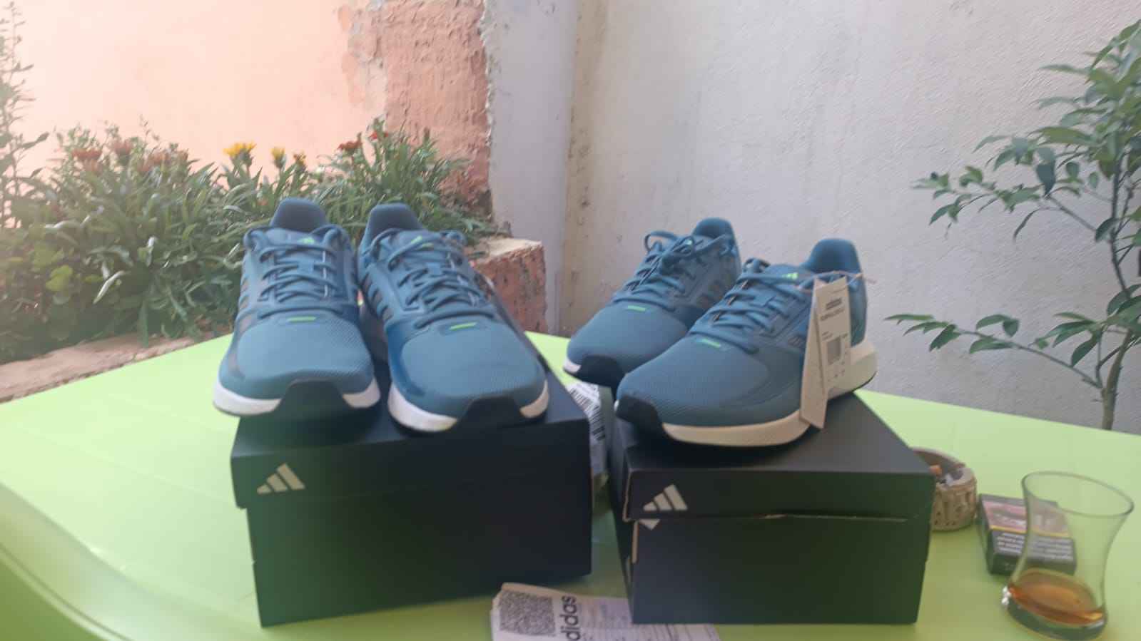 کتانی رانینگ زنانه رنگارنگ آدیداس adidas LEB65 photo review