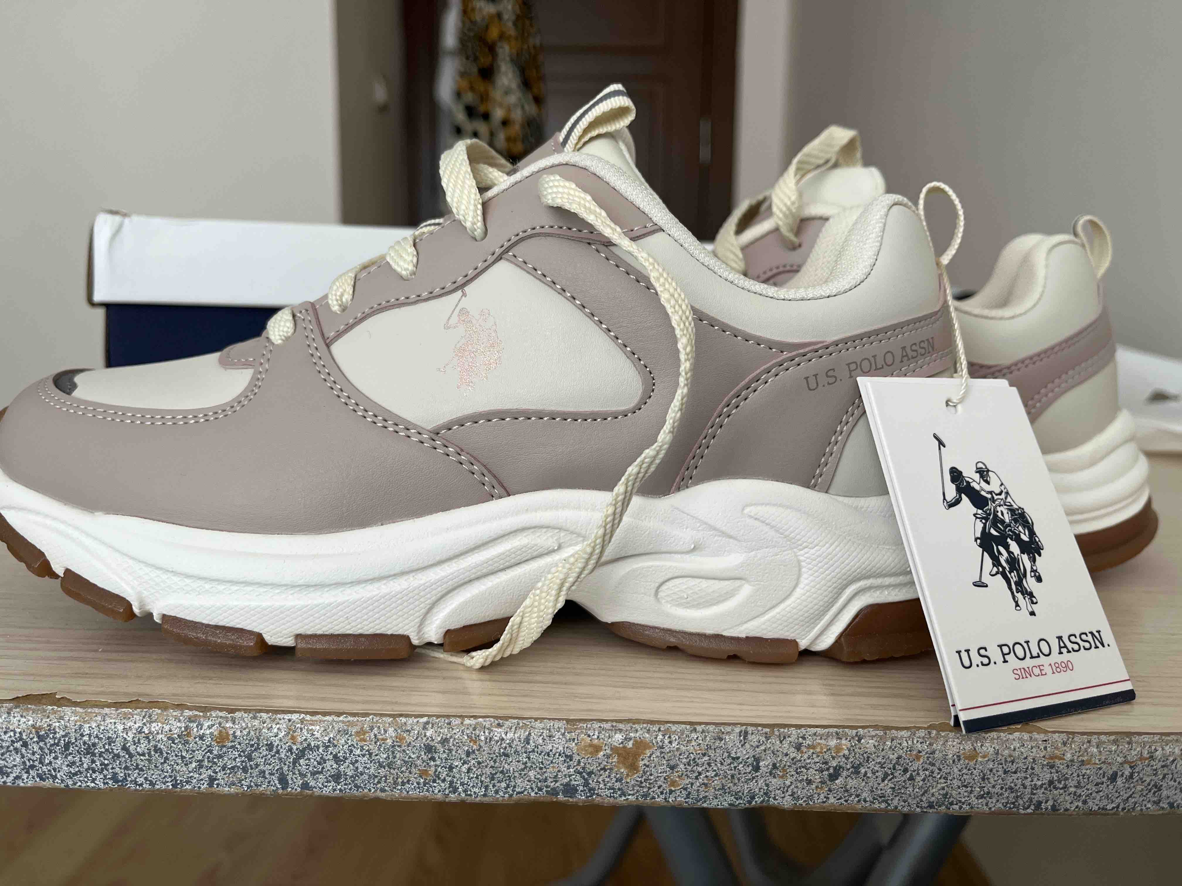 اسنیکر زنانه صورتی یو اس پلو U.S. Polo Assn. SORLEY 2PR photo review