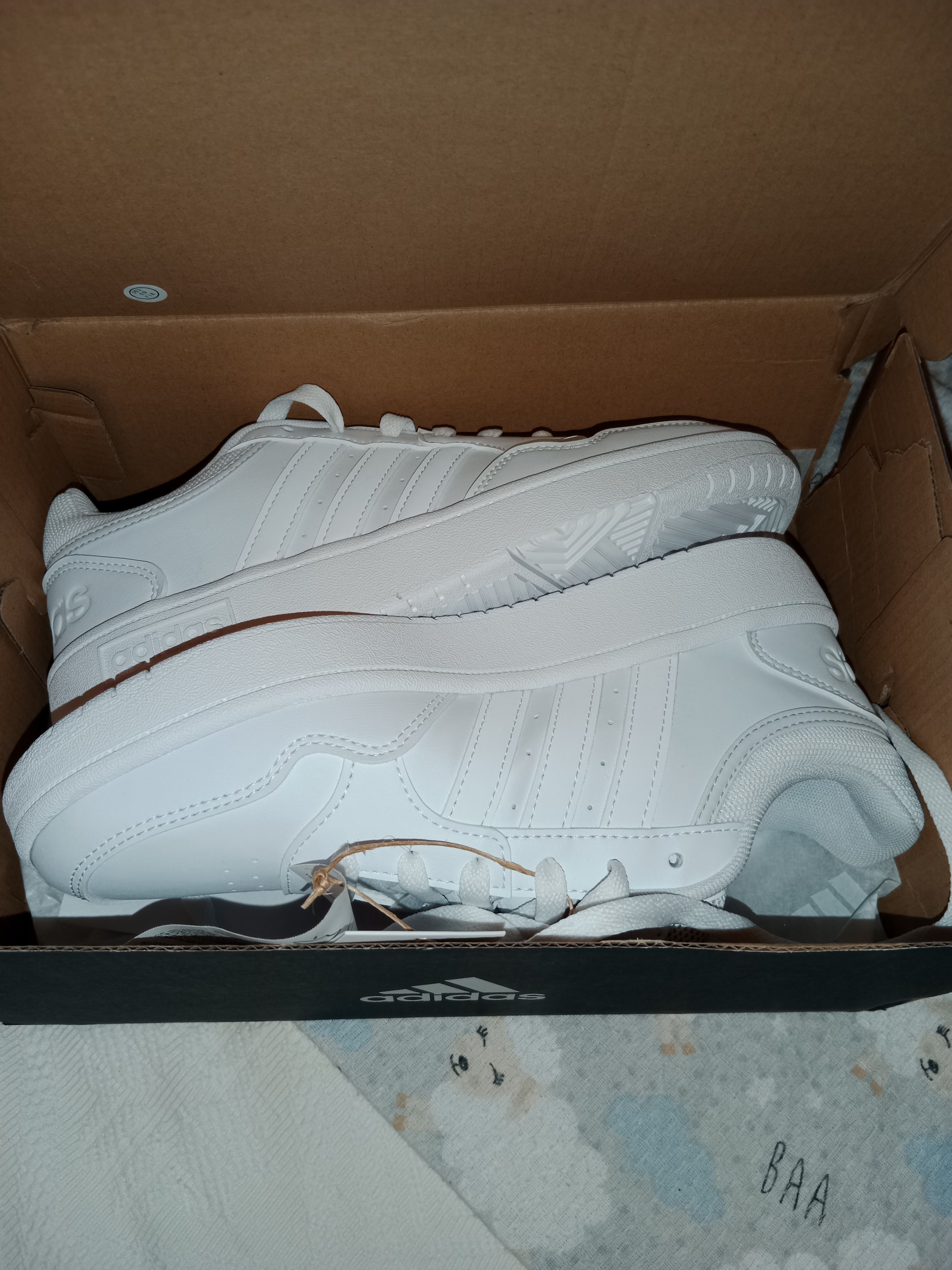 اسنیکر پسرانه – دخترانه برند آدیداس adidas اورجینال GW3036 photo review