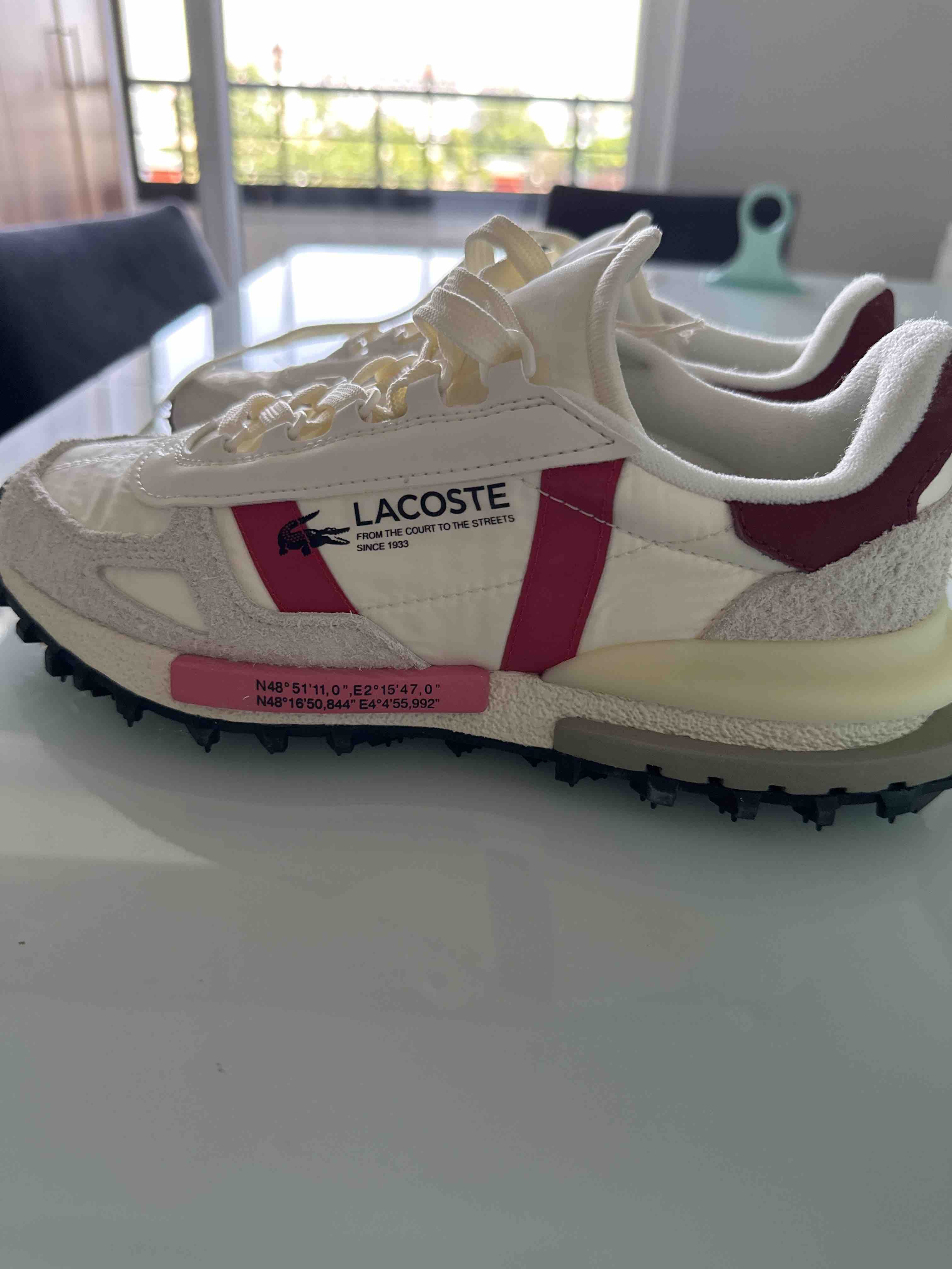 اسنیکر زنانه سفید لاکوست Lacoste 747SFA0014 photo review