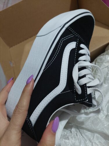 اسنیکر زنانه مشکی ونس Vans ua-old-skool-stackform-black-true-white- photo review