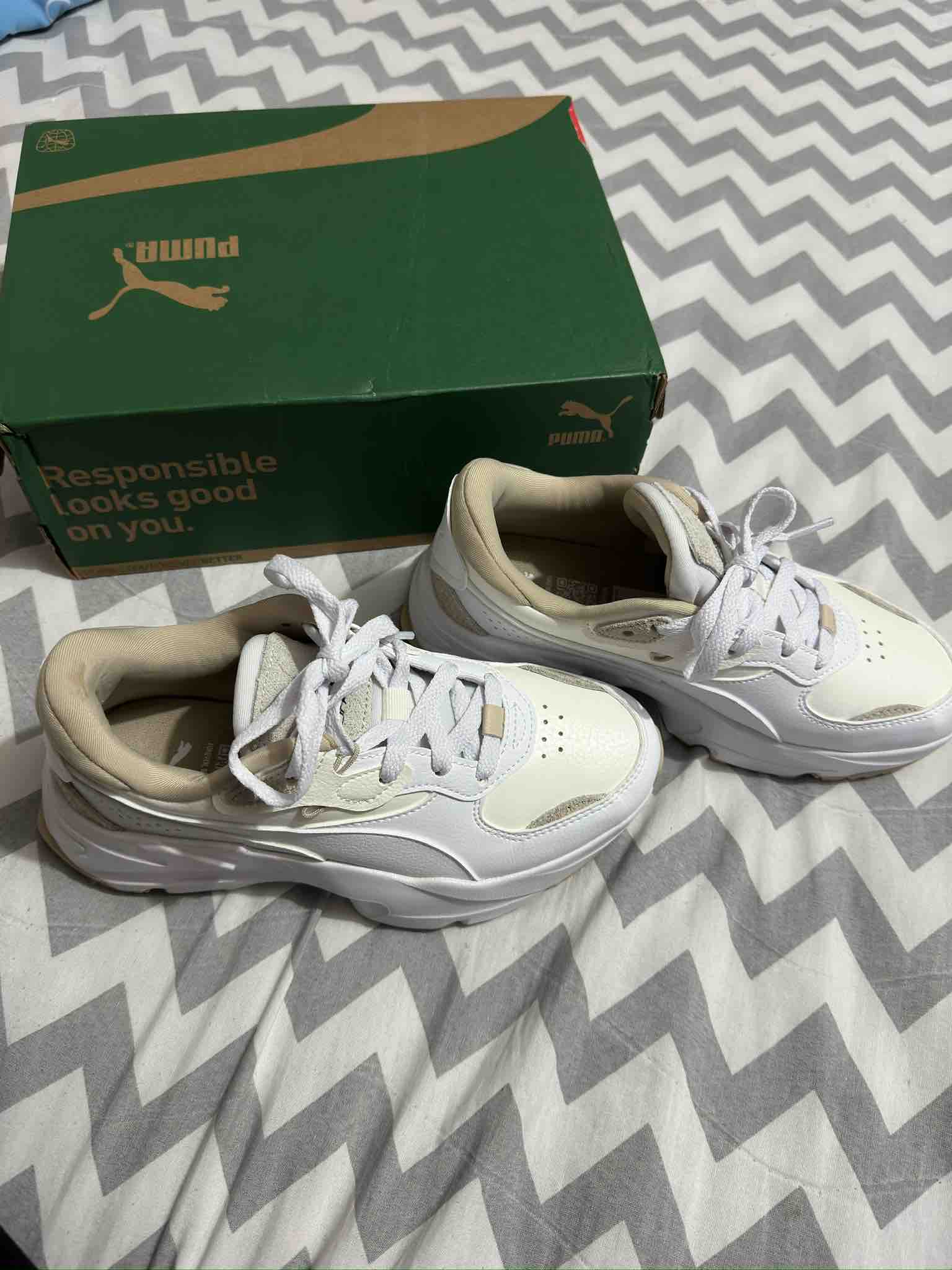 اسنیکر زنانه بنفش پوما Puma 396007 photo review