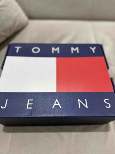 اسنیکر زنانه برند تامی هیلفیگر Tommy Hilfiger اورجینال EN0EN02518 photo review