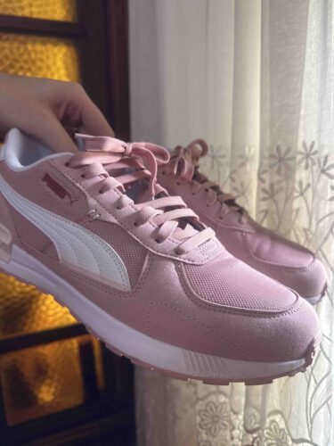 اسنیکر زنانه صورتی پوما Puma 38073839 photo review