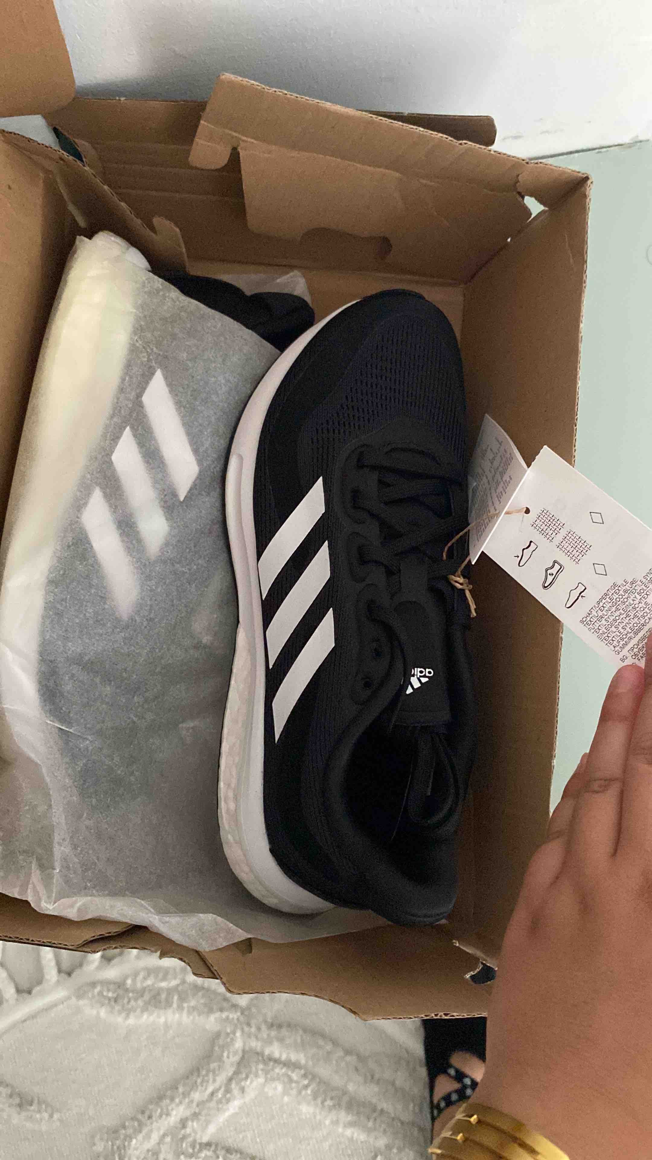 کتانی رانینگ زنانه مشکی آدیداس adidas LEJ20 photo review