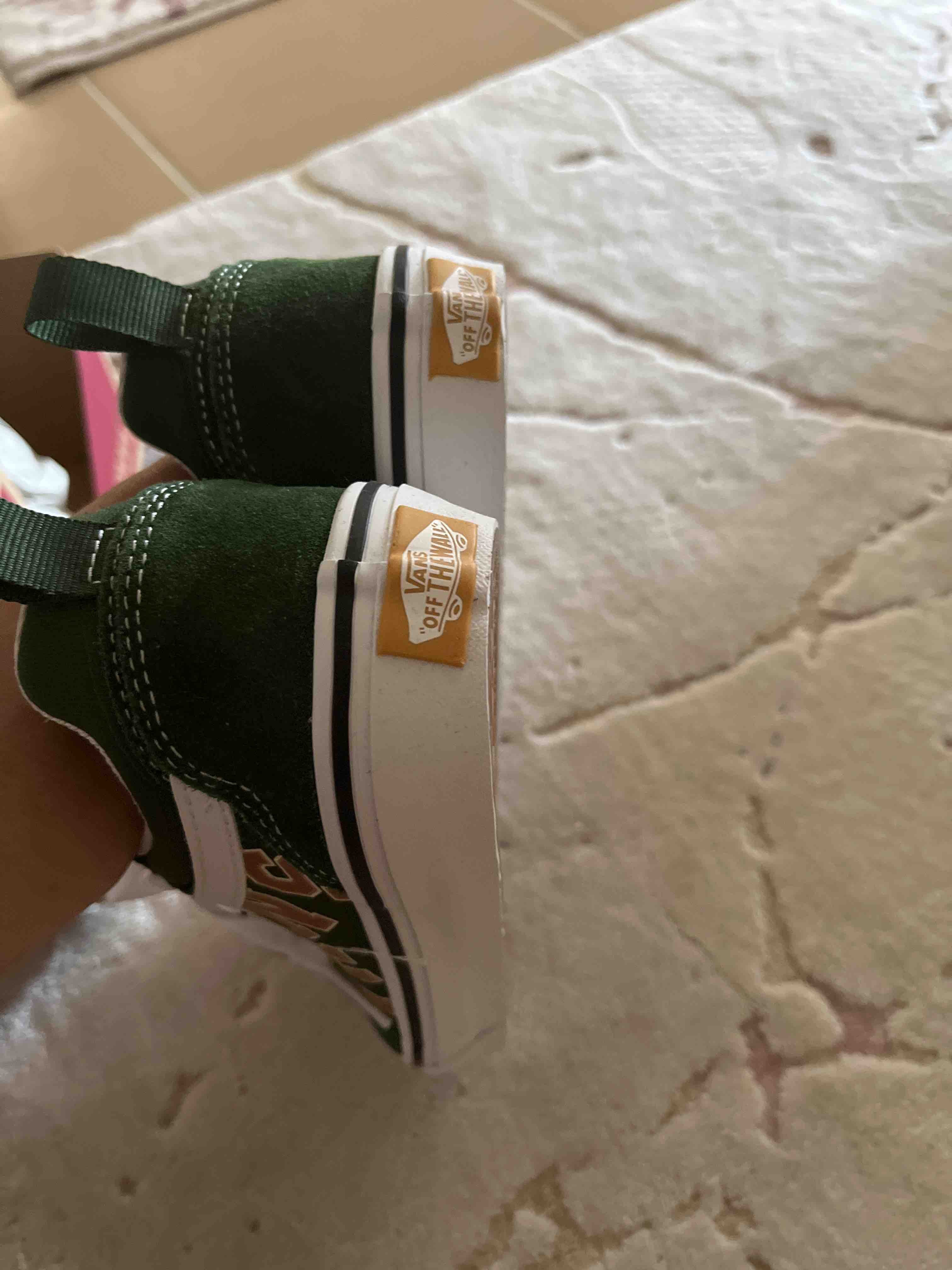 اسنیکر زنانه سبز ونس Vans VN000CWW1OZ1 photo review