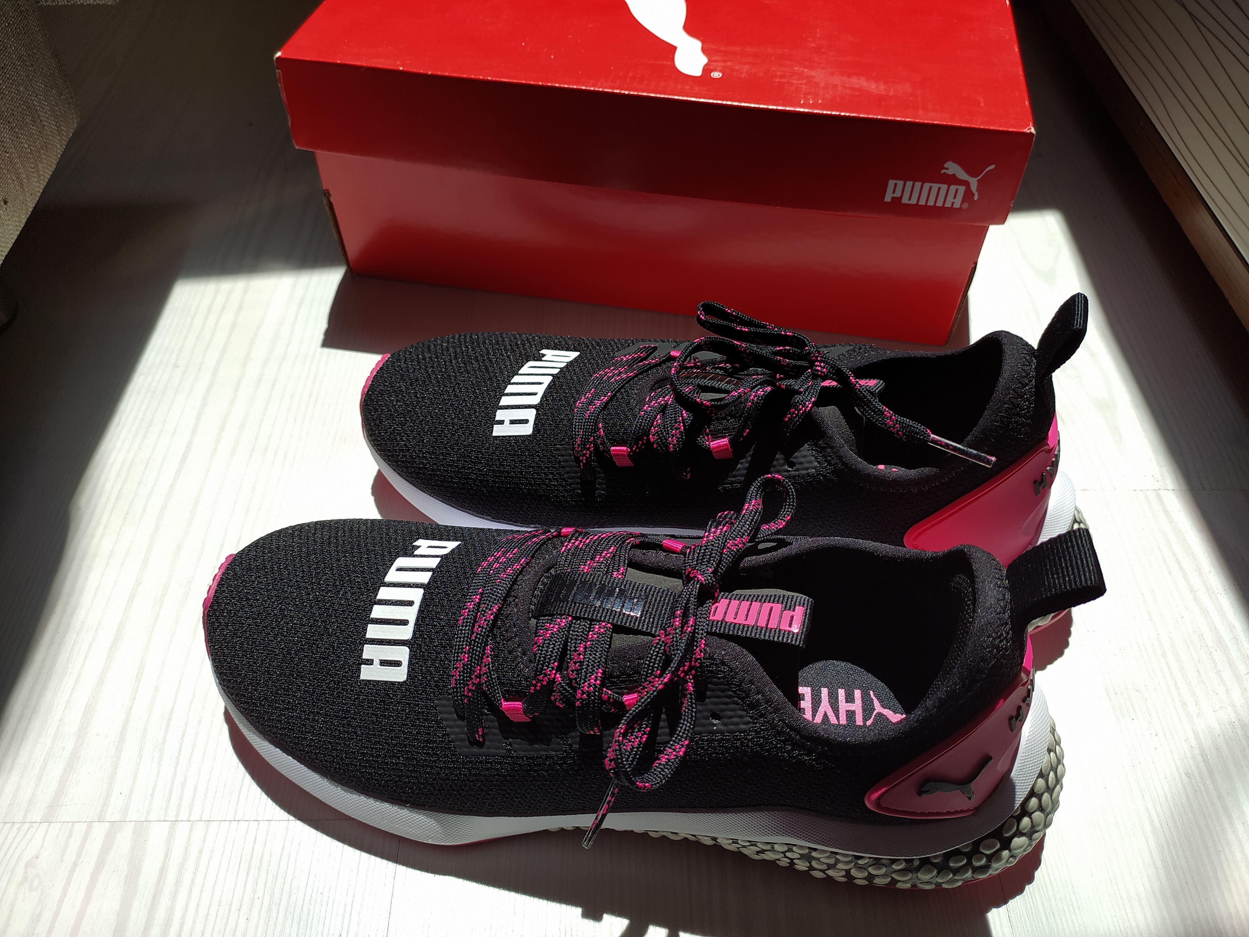 اسنیکر زنانه مشکی پوما Puma 192268 04 photo review