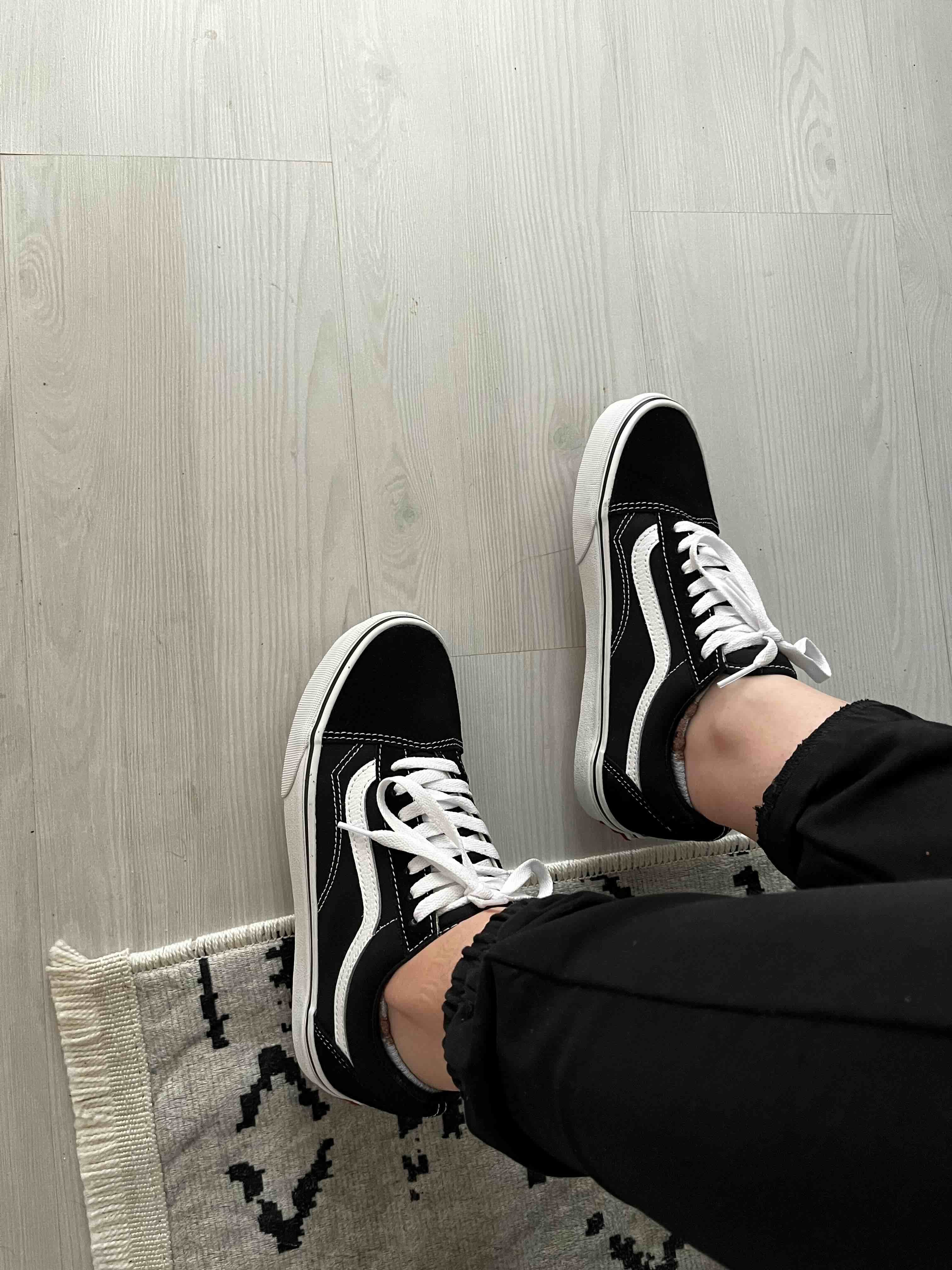 اسنیکر زنانه برند ونس Vans اورجینال VD3HY28-S photo review