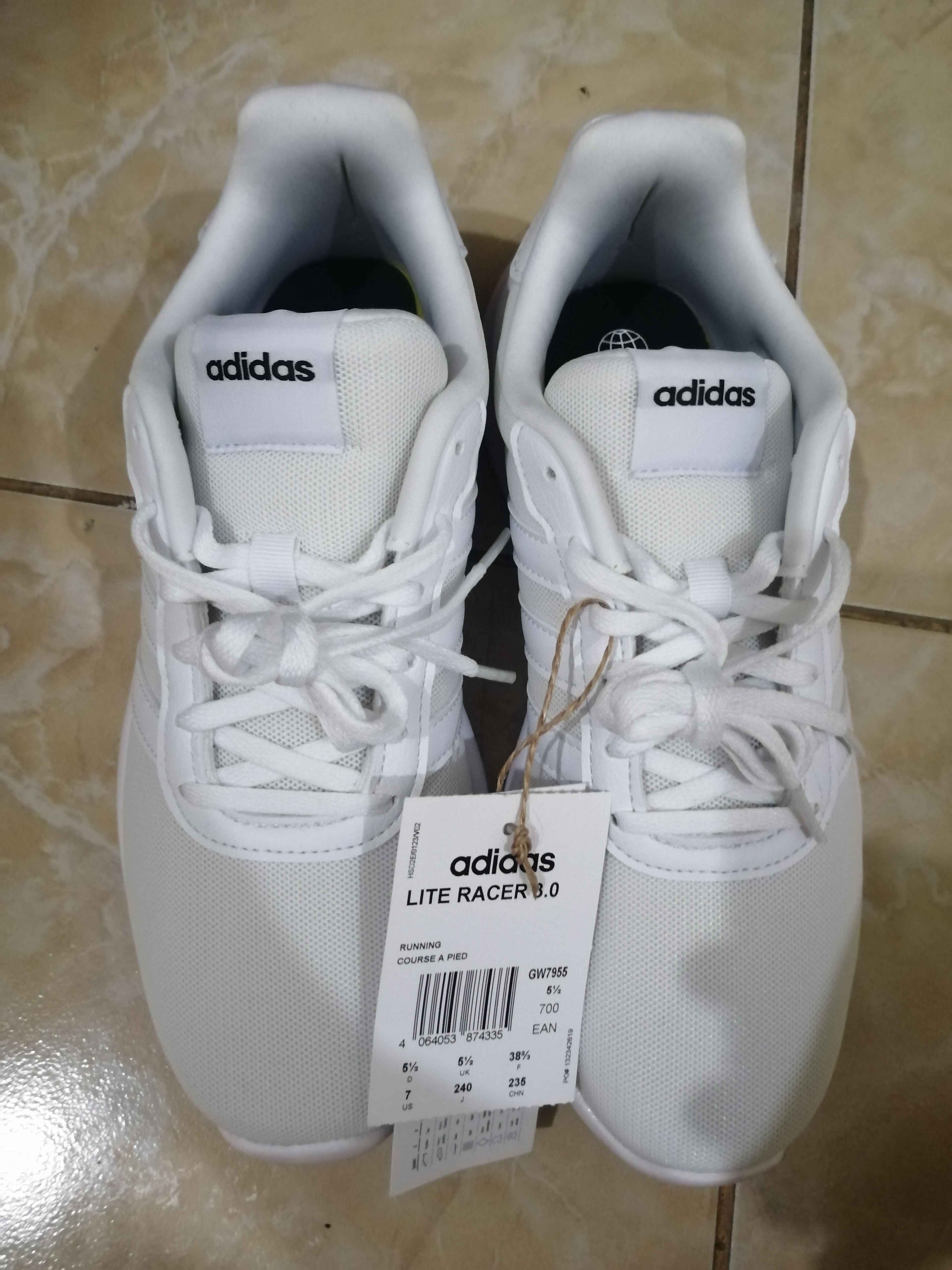 اسنیکر زنانه سفید آدیداس adidas GW7955-1 photo review