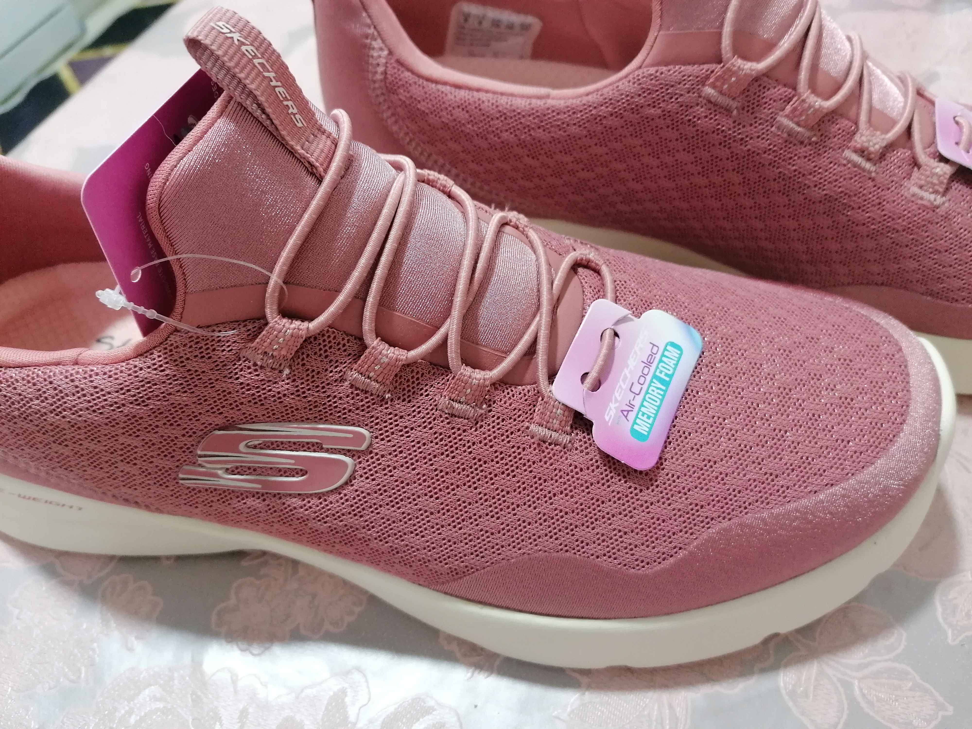 اسنیکر زنانه برند اسکیچرز Skechers اورجینال 149657TK ROS photo review