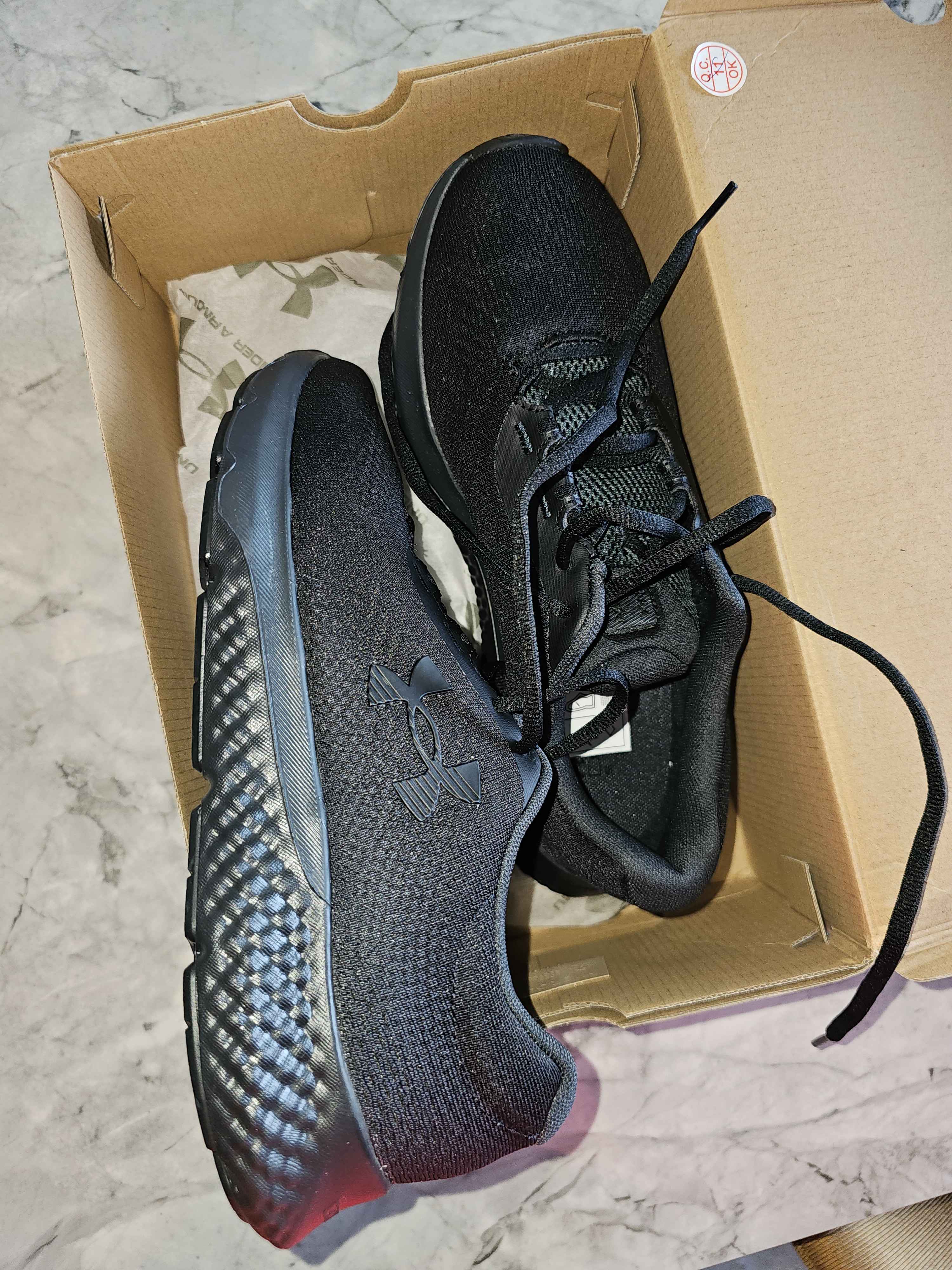 کتانی رانینگ زنانه مشکی آندر آرمور Under Armour 3027005 photo review