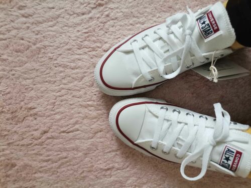 اسنیکر زنانه سفید  Converse Chuck Taylor All Star M9166C photo review