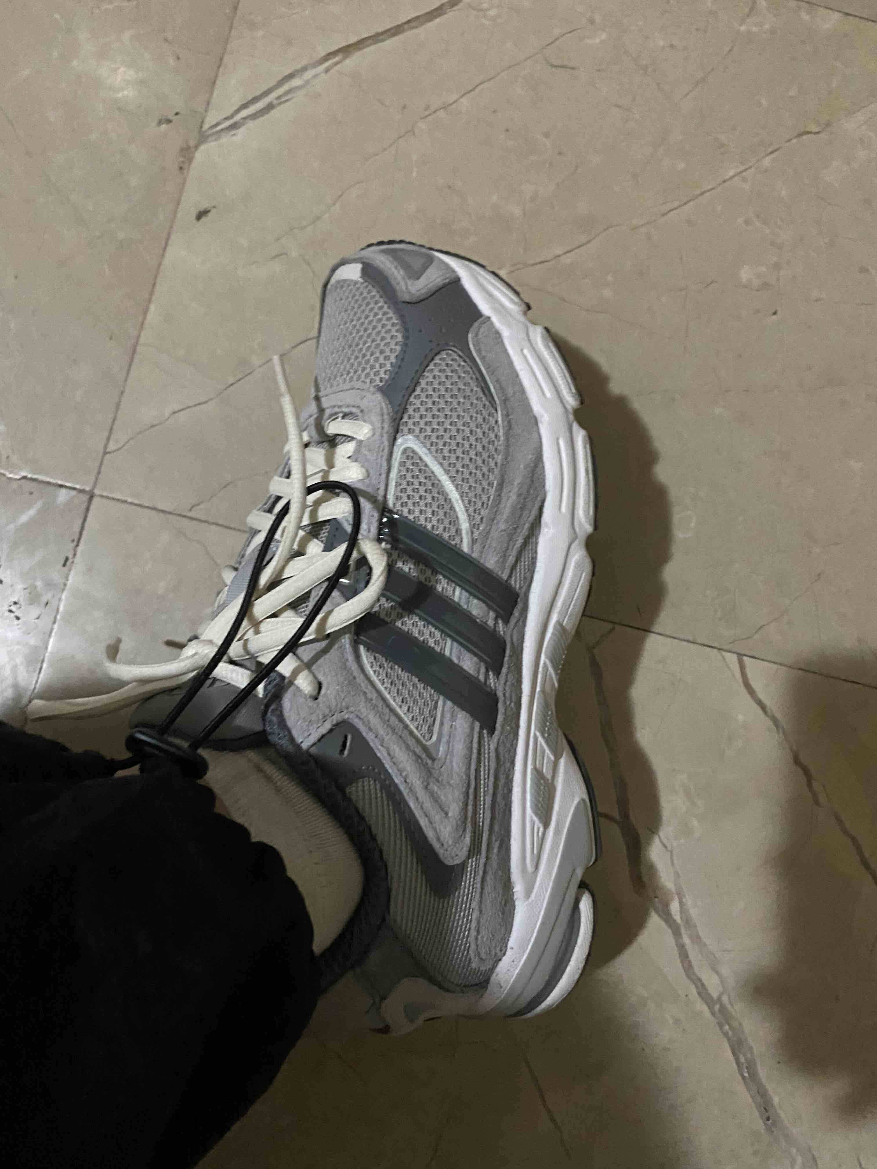 اسنیکر زنانه برند آدیداس adidas اورجینال LPX61 photo review