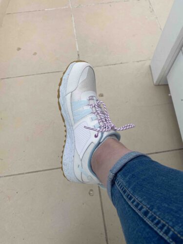 کتانی رانینگ زنانه سفید اسکیچرز Skechers 180061 OFWT photo review