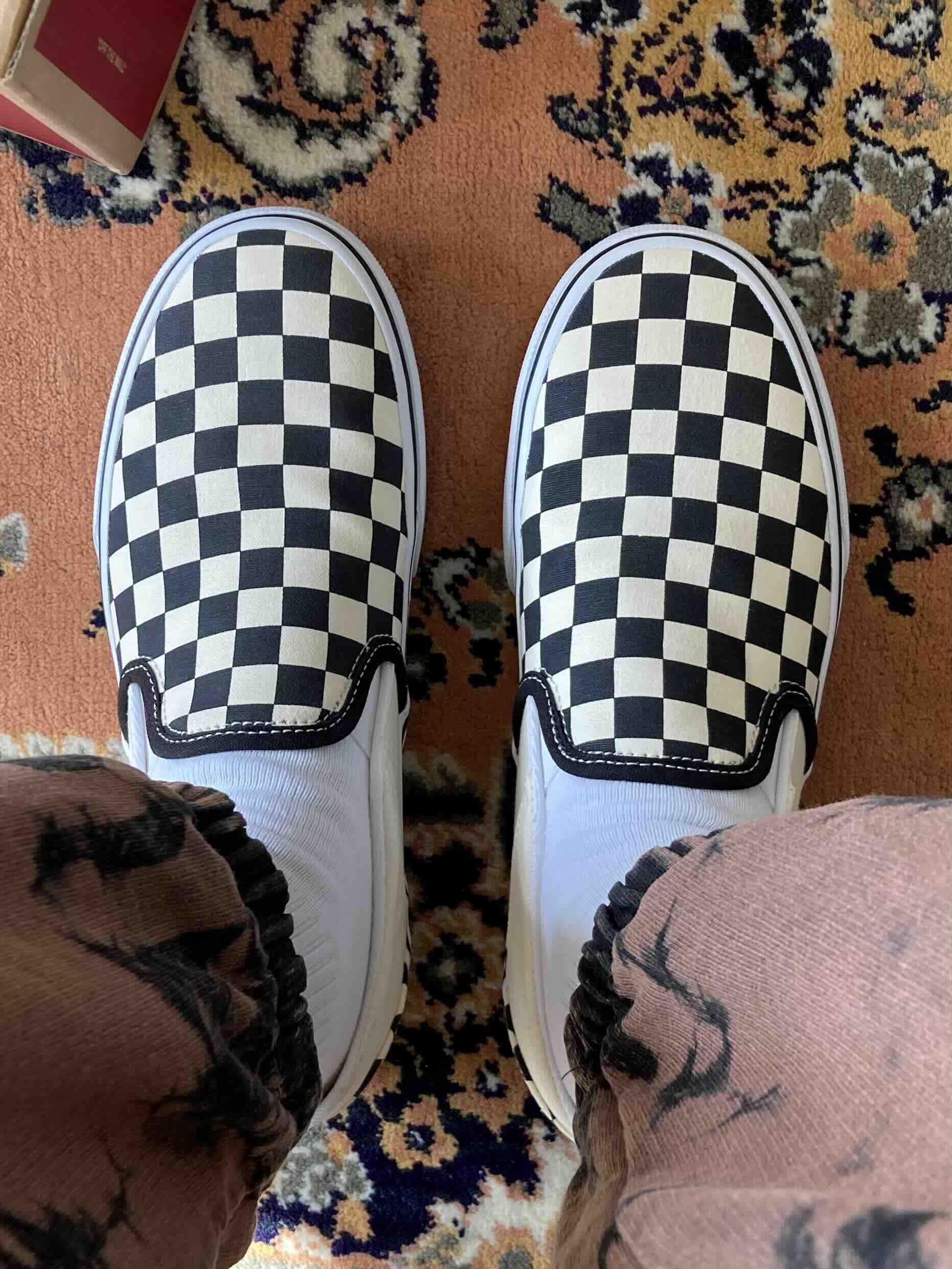 اسنیکر زنانه برند ونس Vans اورجینال VN000VOSAPK1 photo review