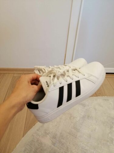 اسنیکر زنانه مشکی آدیداس adidas 18077330 photo review