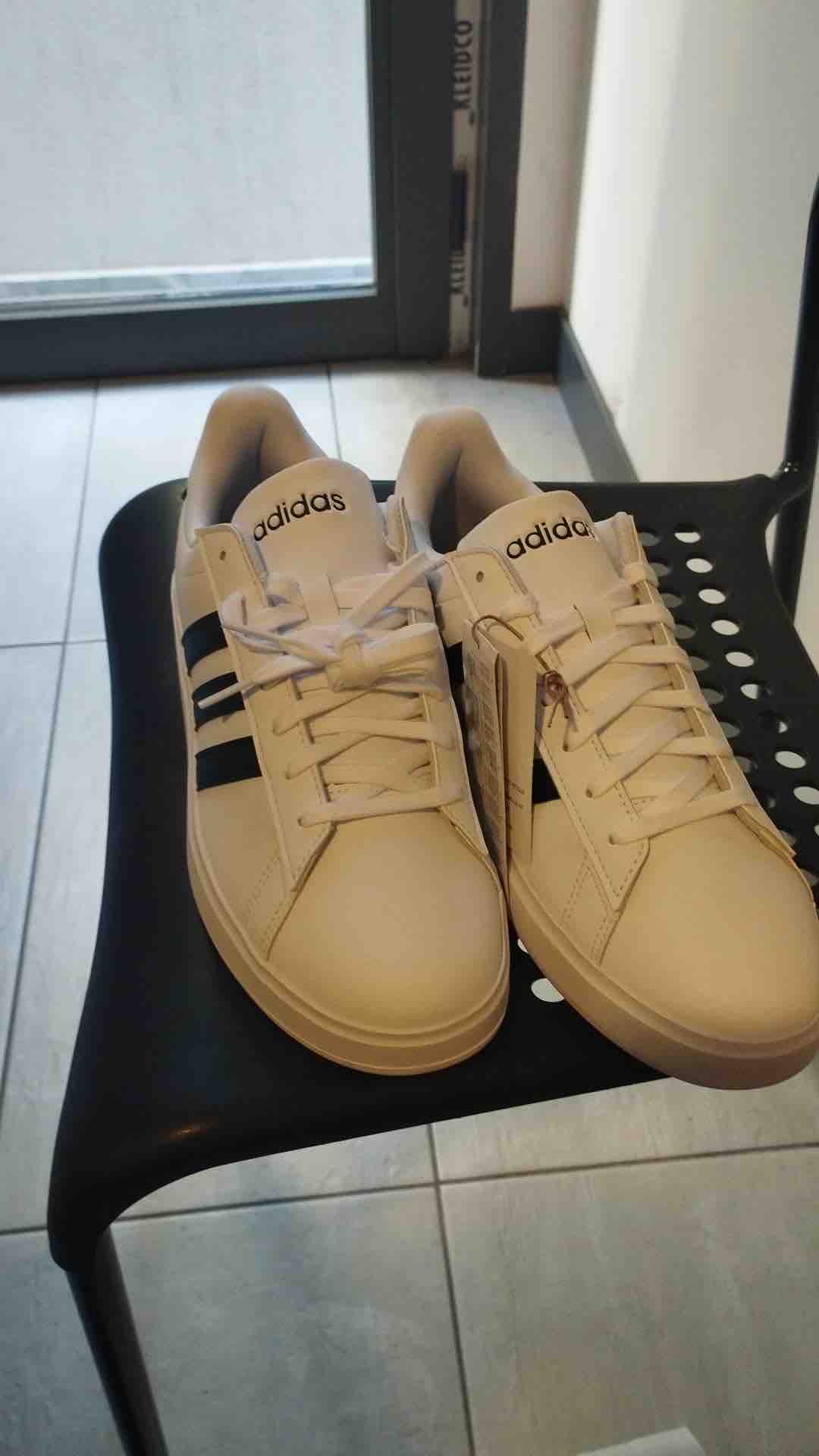 اسنیکر مردانه برند آدیداس adidas اورجینال GW9196 photo review