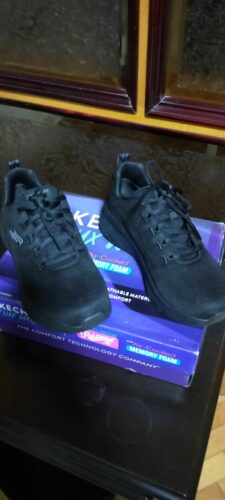 اسنیکر زنانه برند اسکیچرز Skechers اورجینال 149810 BBK photo review