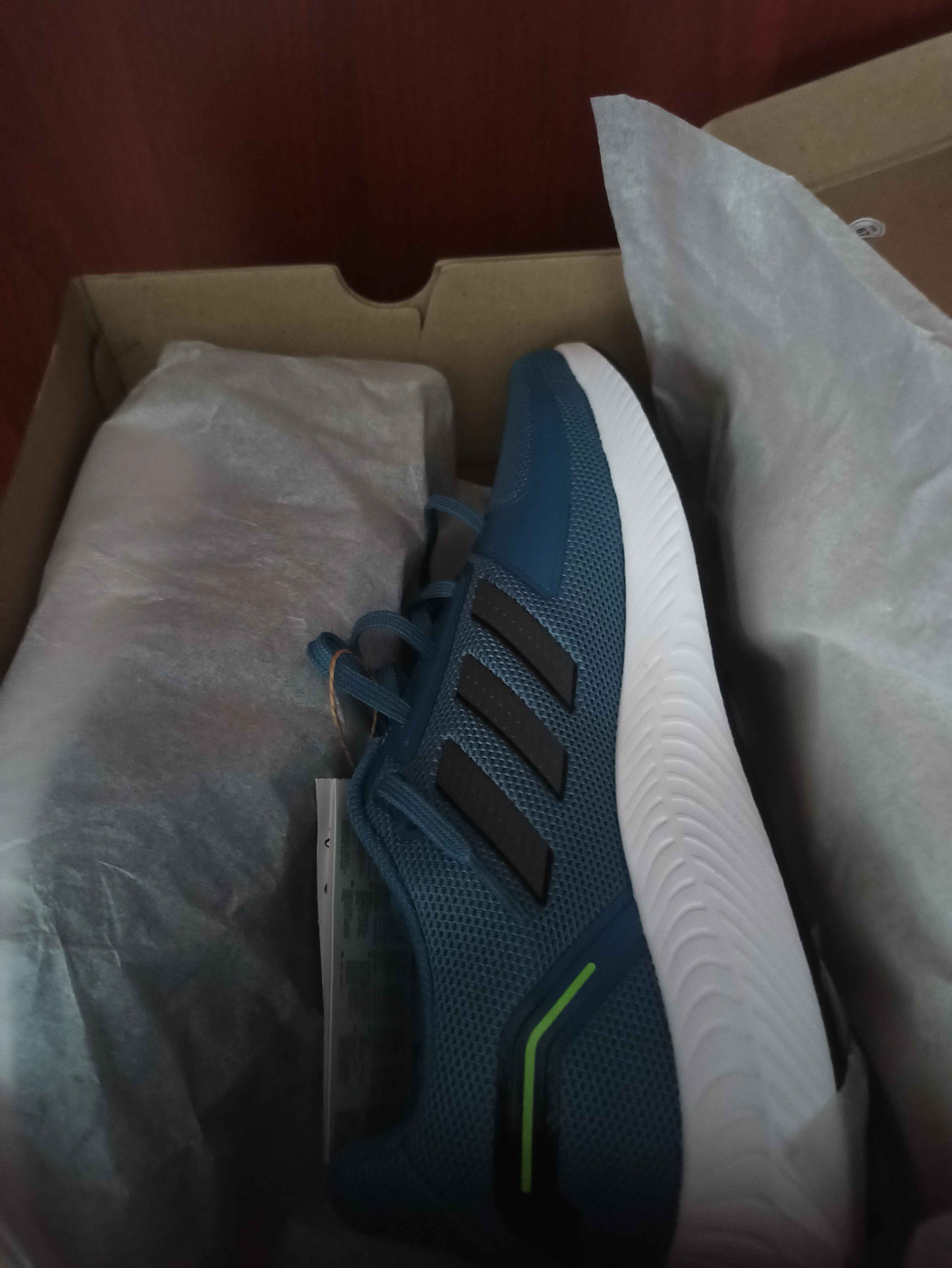 کتانی رانینگ زنانه رنگارنگ آدیداس adidas LEB65 photo review