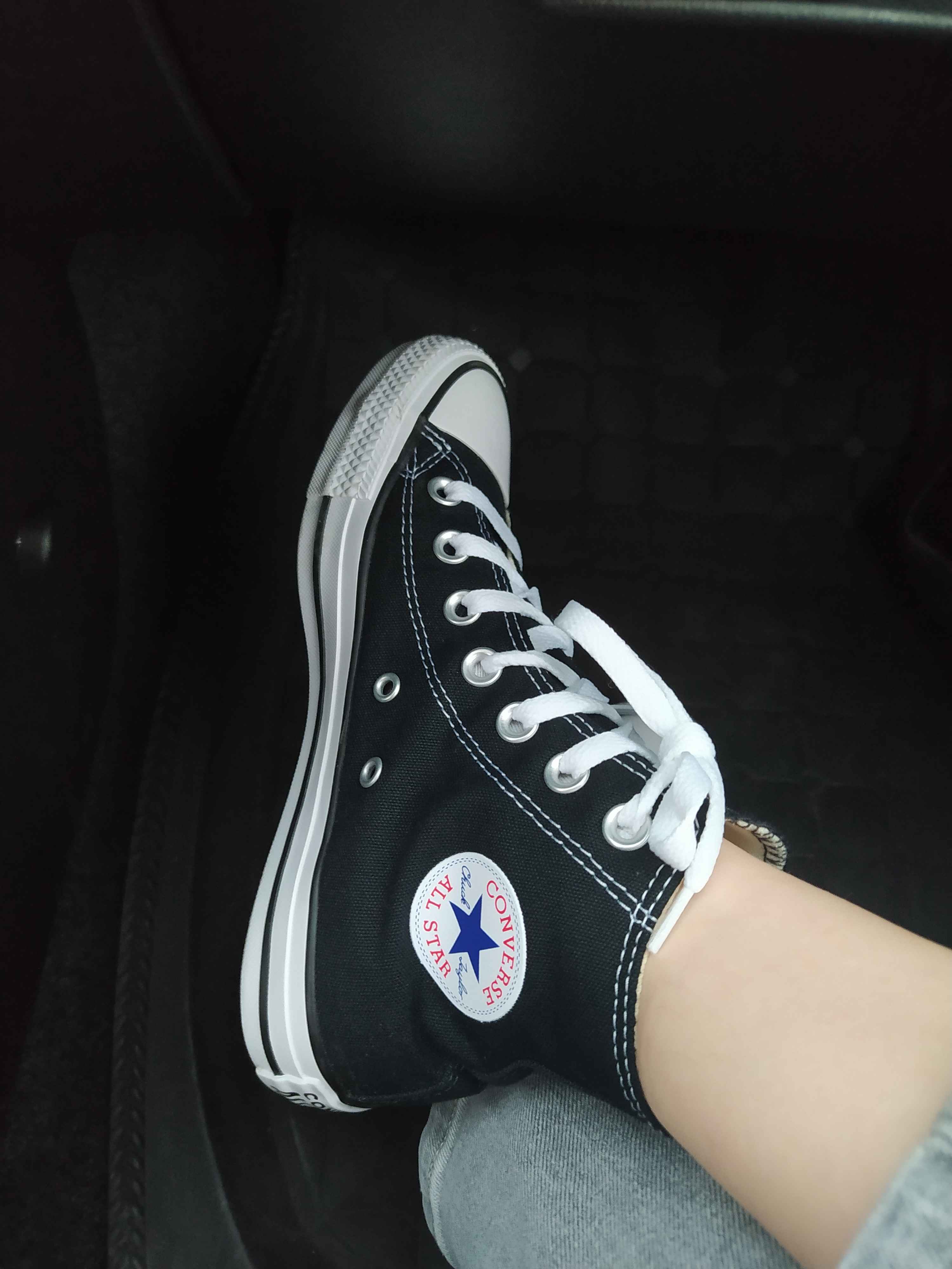 اسنیکر زنانه مشکی  Converse M9160F photo review