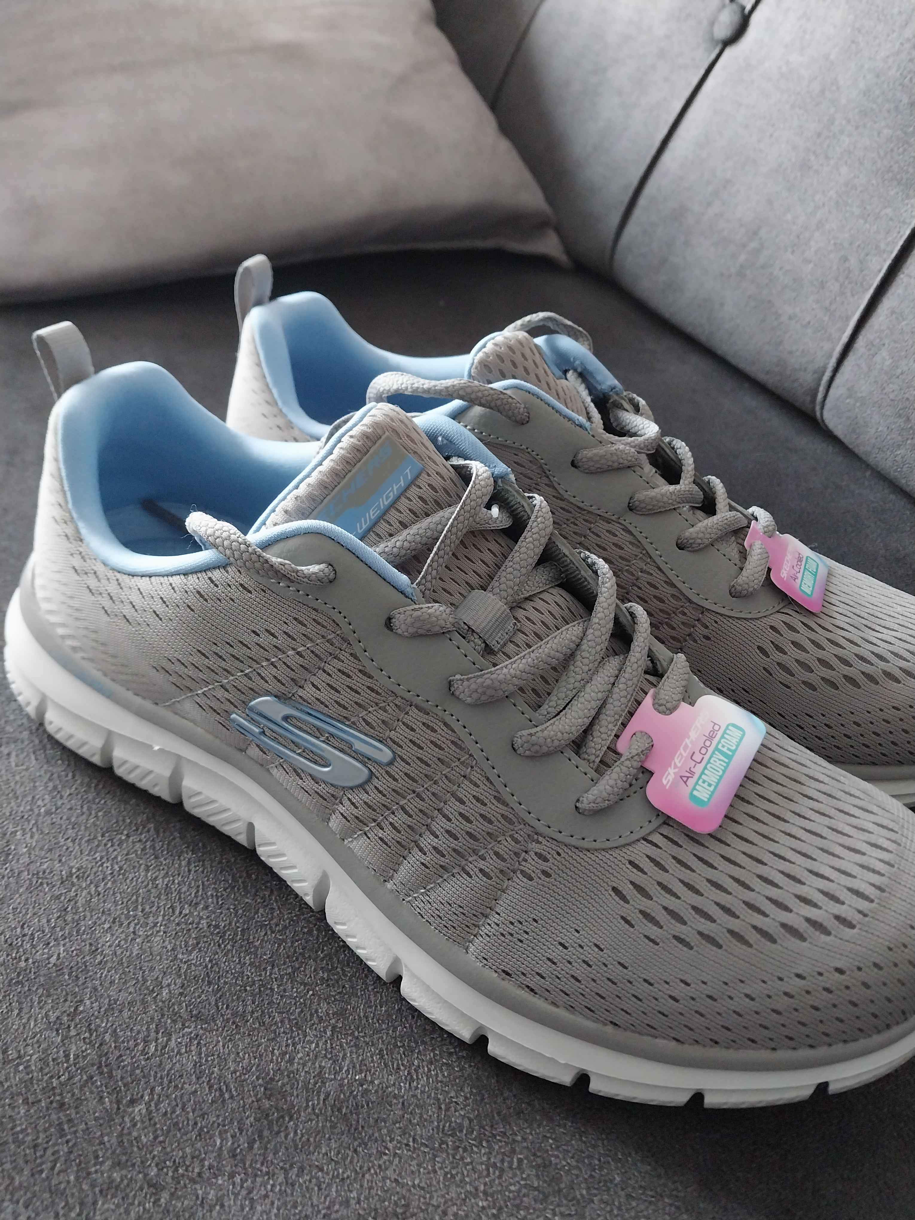 کتانی رانینگ زنانه بورگوندی اسکیچرز Skechers 150141TK GYBL photo review