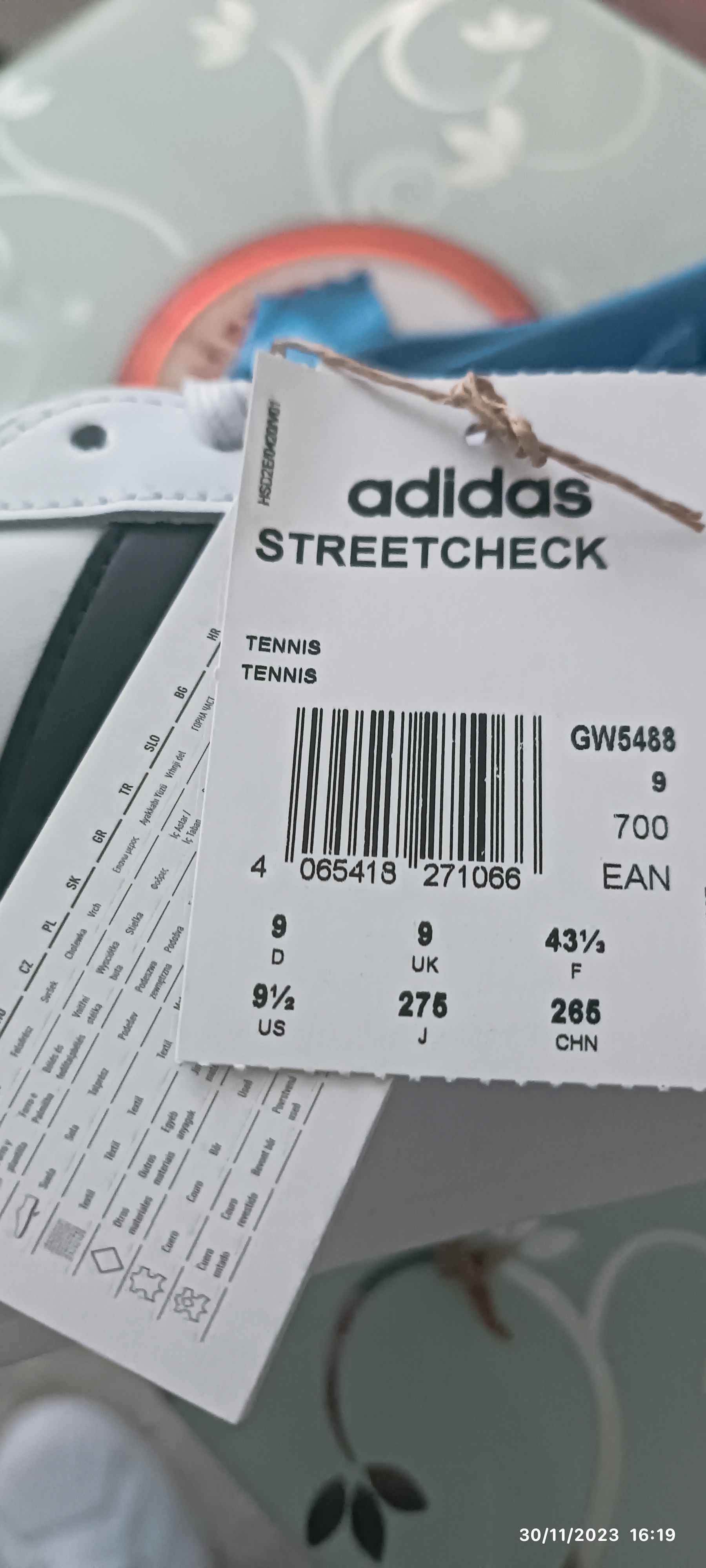 اسنیکر زنانه برند آدیداس adidas اورجینال STREETCHECK photo review