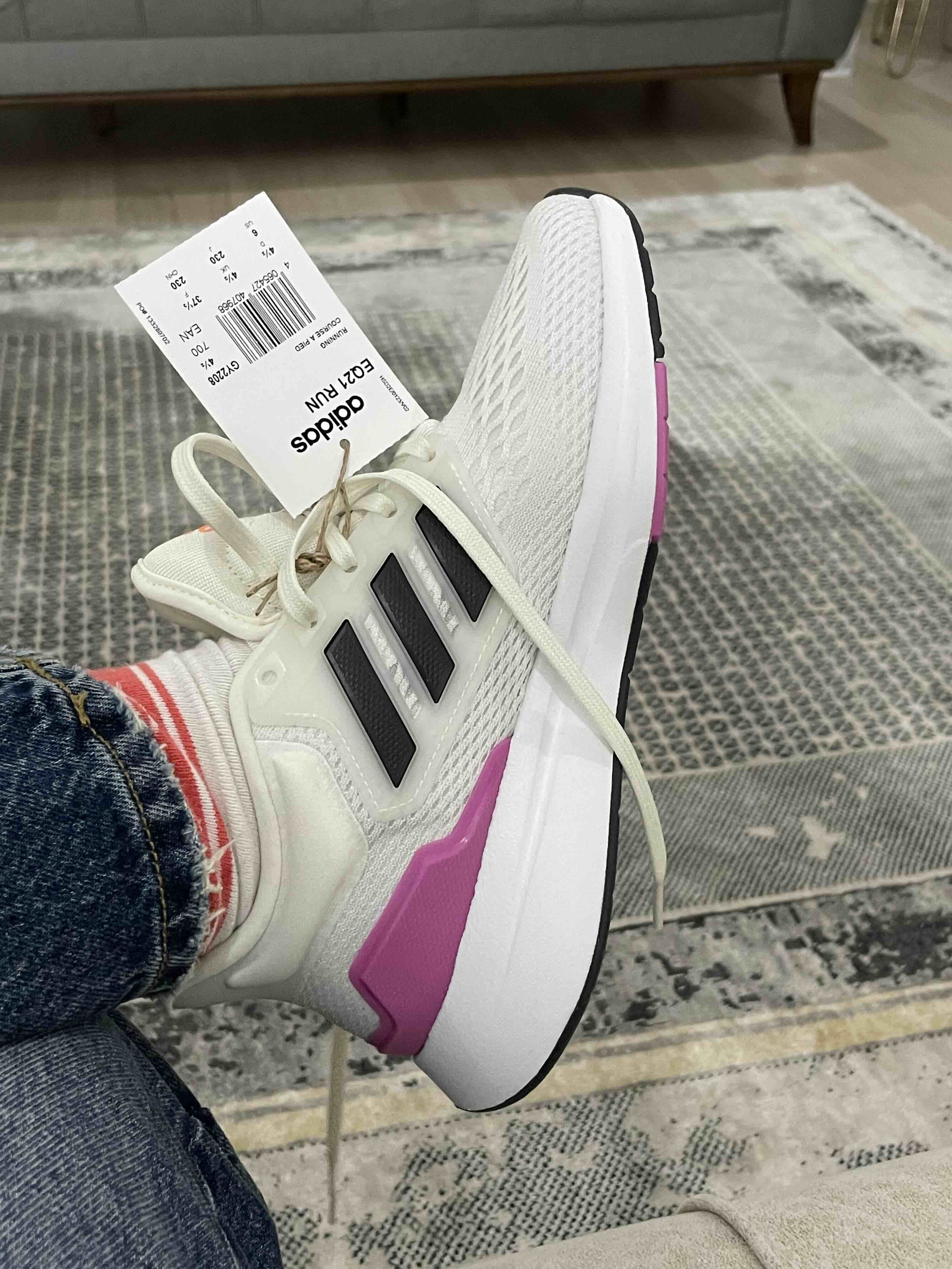 کتانی رانینگ زنانه خاکستری آدیداس adidas WF307 photo review