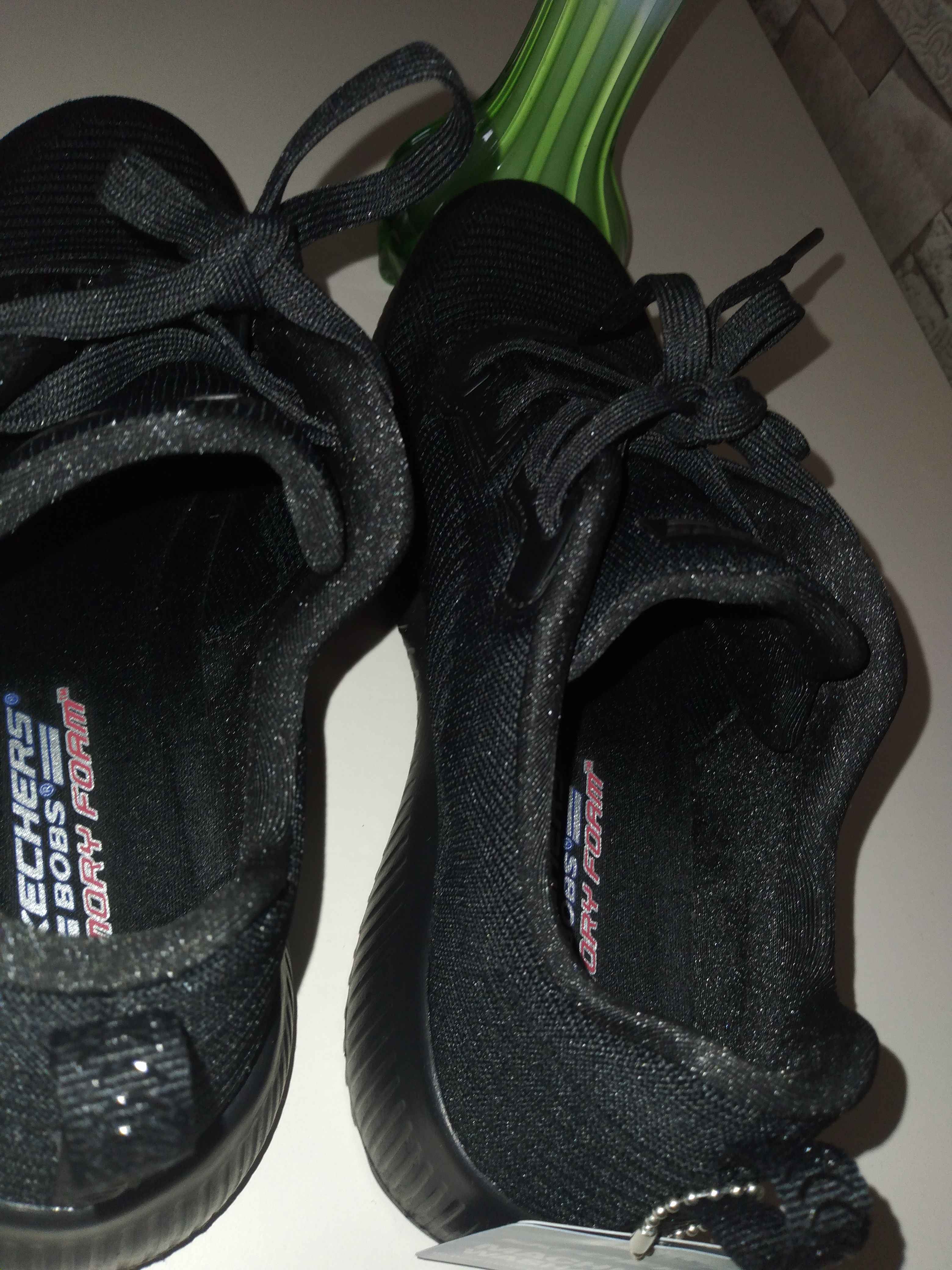 کتانی رانینگ زنانه سفید اسکیچرز Skechers 32504 BBK photo review