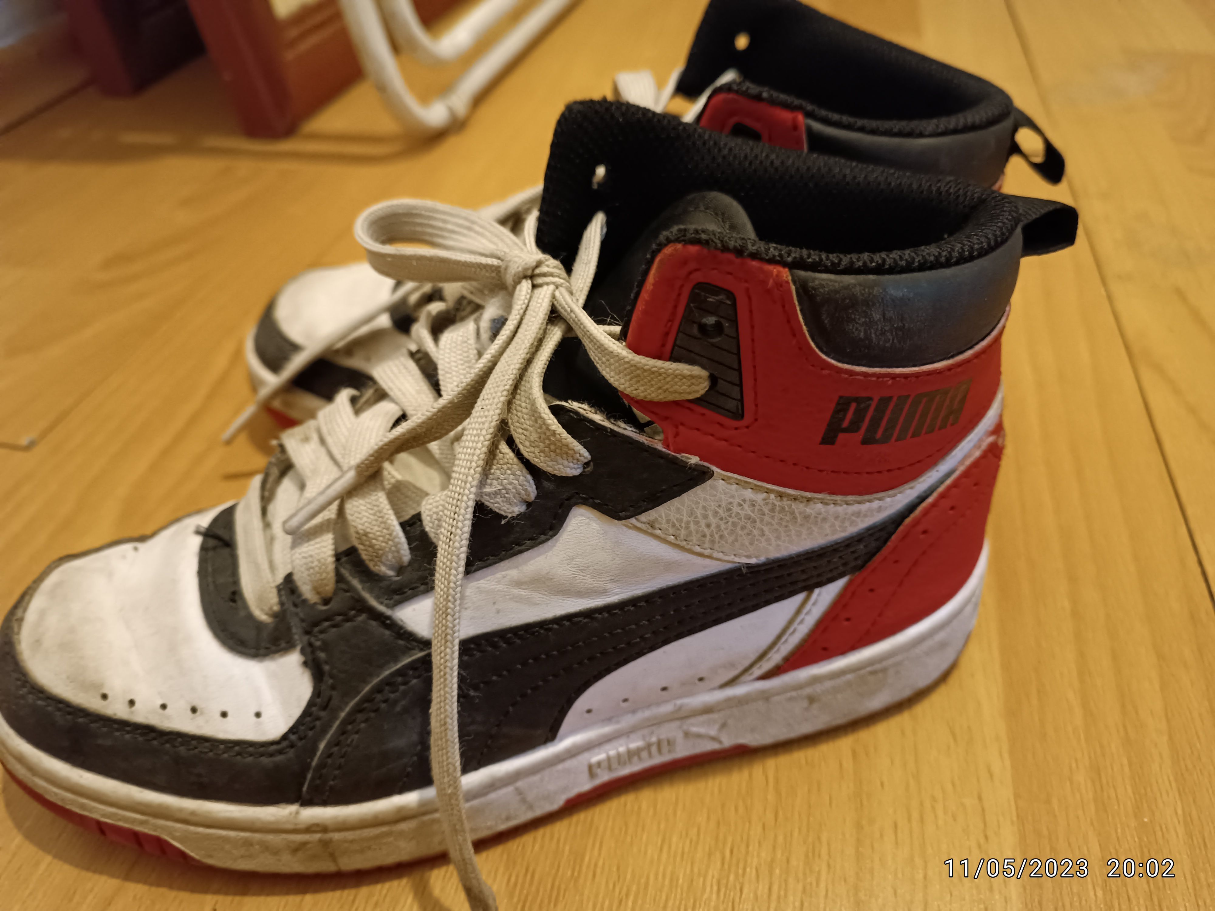 اسنیکر زنانه سفید پوما Puma 37468701 photo review