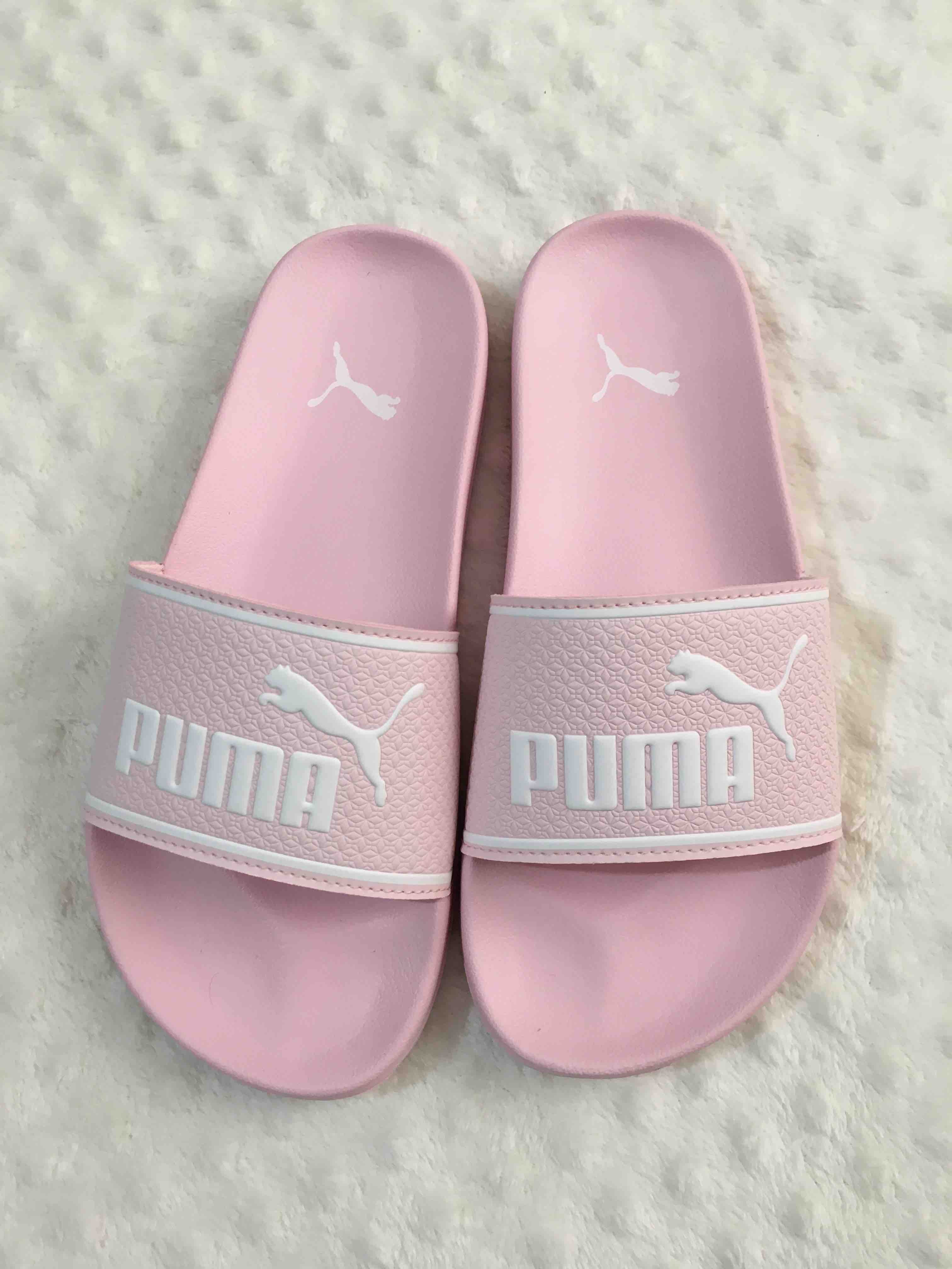 اسنیکر زنانه صورتی پوما Puma 38413907 photo review