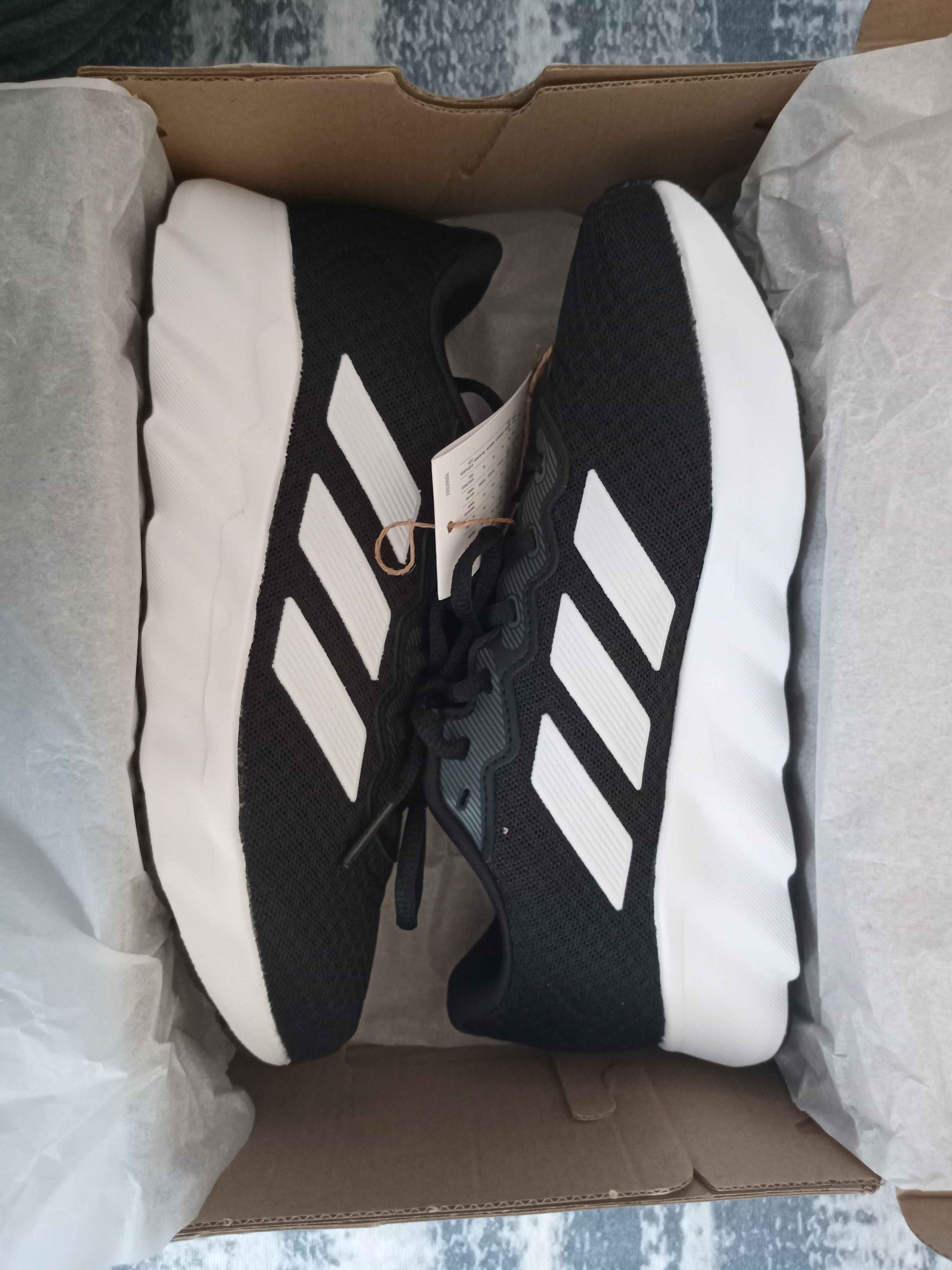 کتانی رانینگ زنانه رنگارنگ آدیداس adidas ID5258 photo review