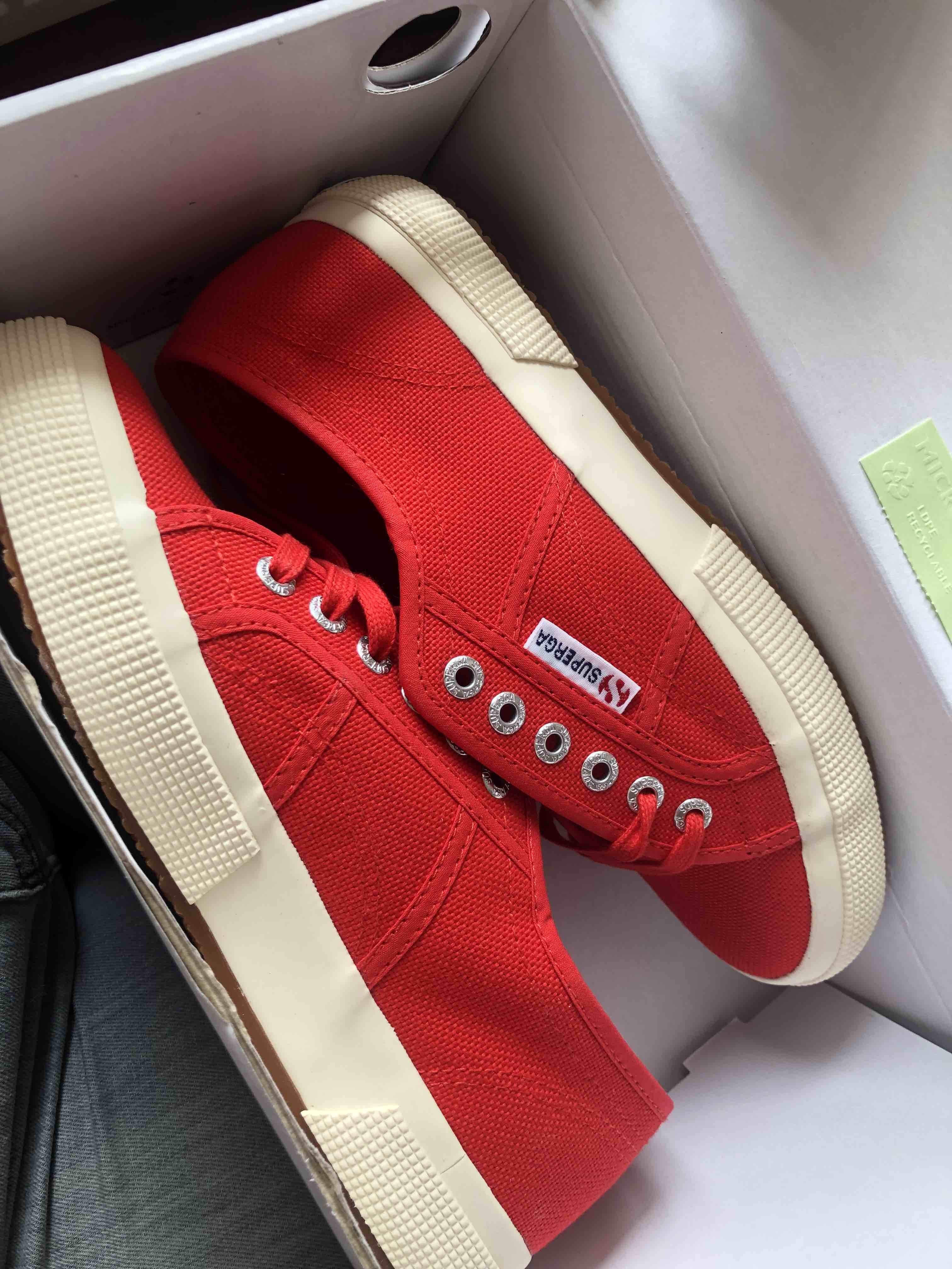 اسنیکر زنانه برند سوپرگا Superga اورجینال S000010-t photo review